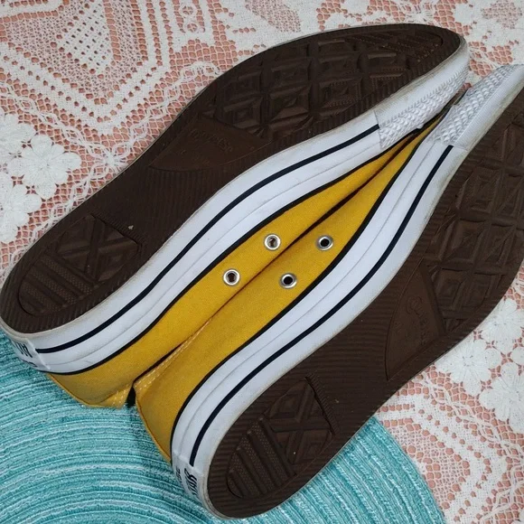 CONVERSE SUNNY MUSTARD 💛 YELLOW SZ 11W / 9M SNEAKERS... - Picture 4 of 9